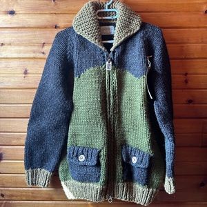 NWT - Granted hand knit sweater